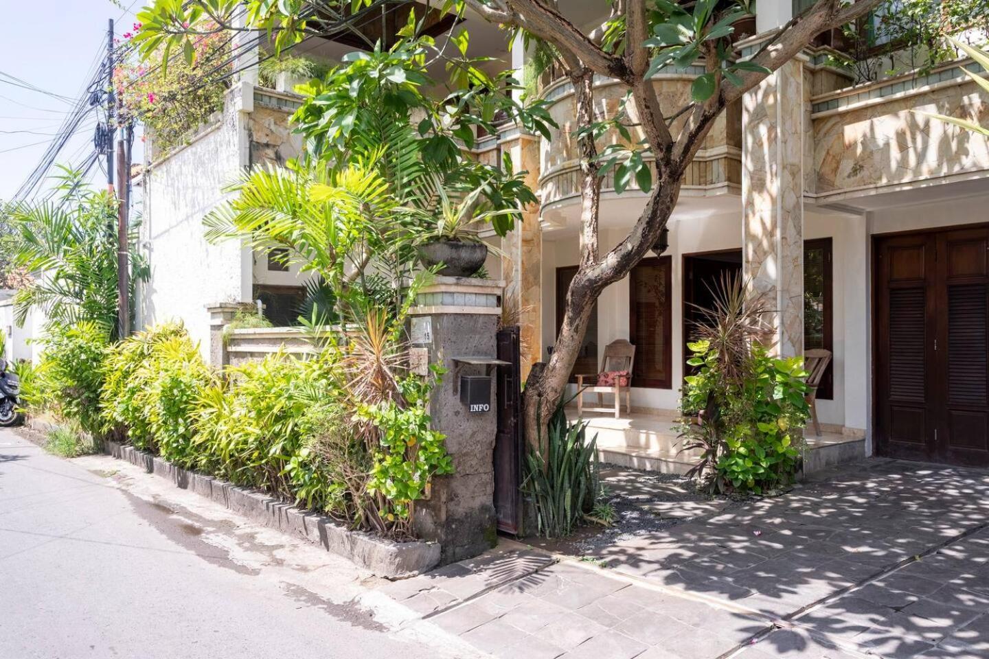 Indah Lagi * Sanur (Bali)